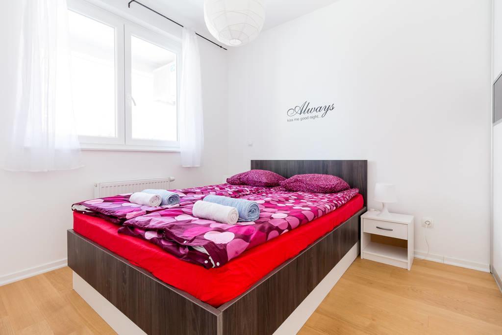 Flexible Selfcheckins 9 - Zagreb - Garage - Electric Vehicle Ccharger - Loggia - New - Apartments Repinc 9 Bagian luar foto