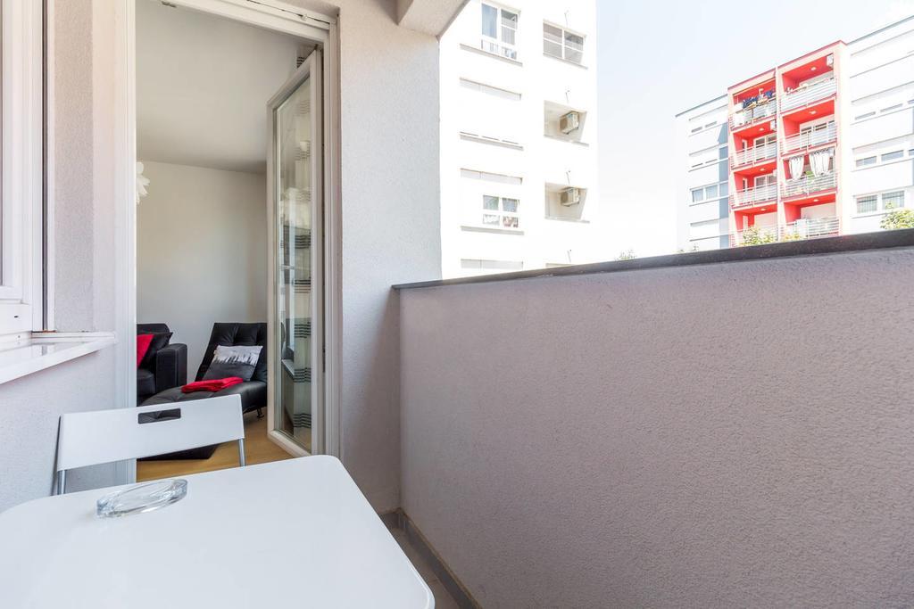 Flexible Selfcheckins 9 - Zagreb - Garage - Electric Vehicle Ccharger - Loggia - New - Apartments Repinc 9 Bagian luar foto