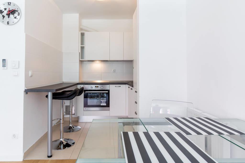 Flexible Selfcheckins 9 - Zagreb - Garage - Electric Vehicle Ccharger - Loggia - New - Apartments Repinc 9 Bagian luar foto